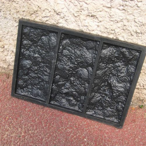 Moules polyuréthane pour produits en béton d'environnement et bâtiment (production en démoulage différé)